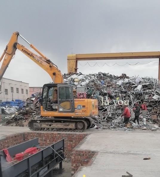 315破碎機！新疆阿克蘇地區(qū)再添新機