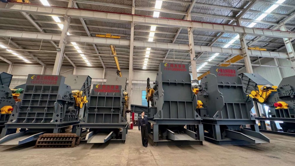 1400馬力屬于定制款，一般中等規(guī)模老板會選擇2000馬力或以上，考慮到給后續(xù)發(fā)展保留空間。