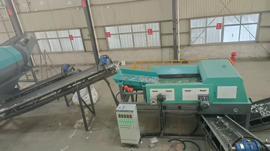 路友華選分選線的安裝調(diào)試工作已圓滿落幕，各項指標均達到預設(shè)標準。