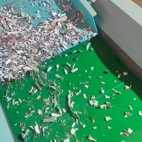 315破碎機(jī)搭配滾筒篩和渦電流分選機(jī)