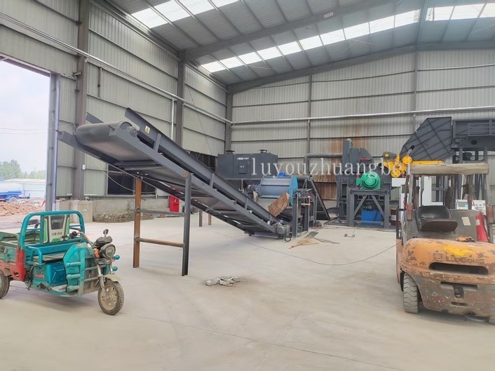 本省315型破碎機安裝完成機將迎來生產(chǎn)的盛況